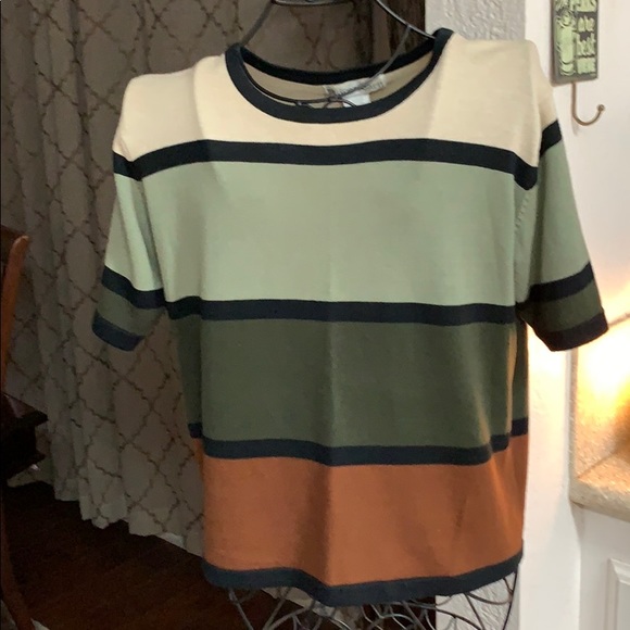 dressbarn Tops - Dress barn sweater.               #1003